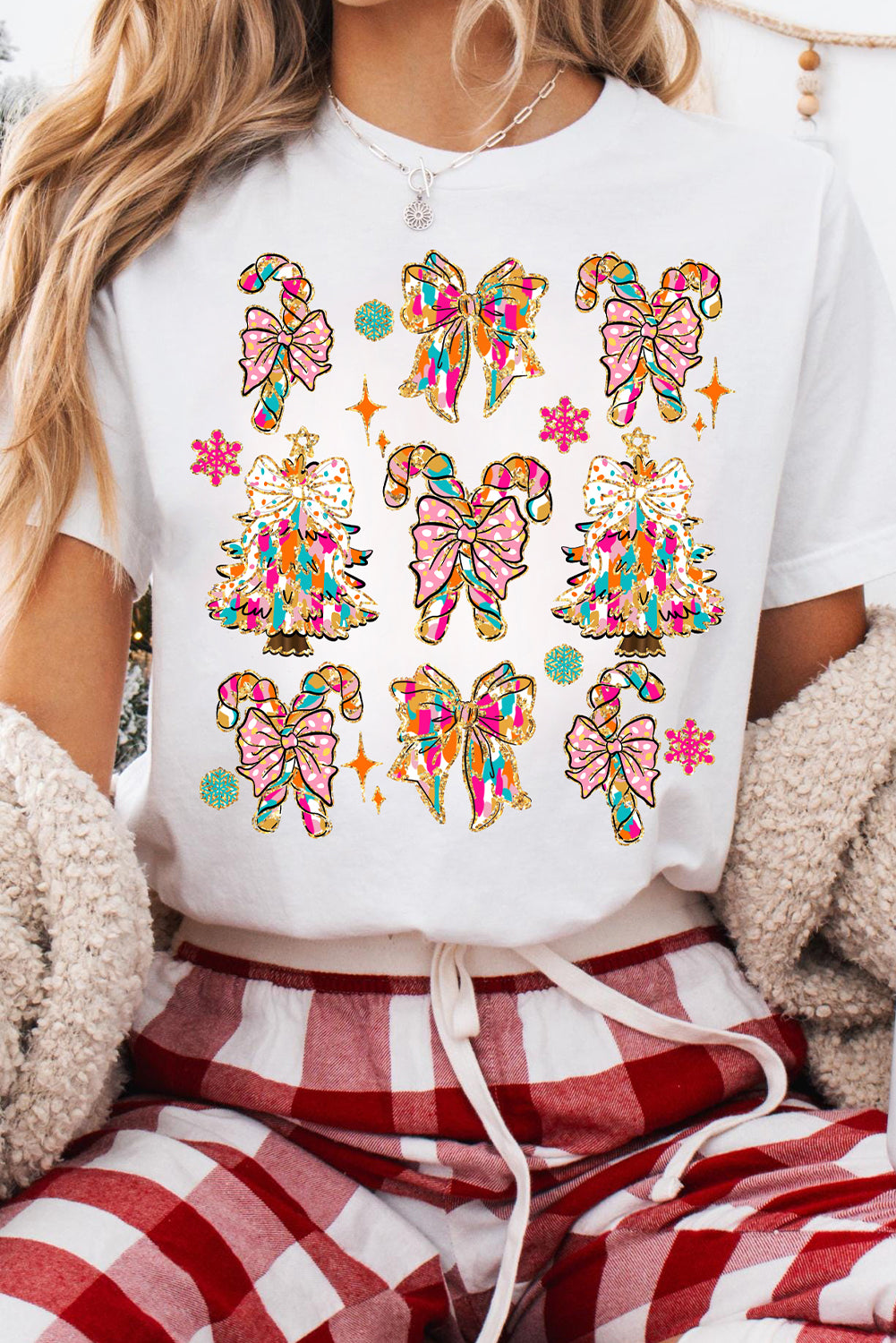 White Christmas Tree Bow Knot Print Round Neck T Shirt