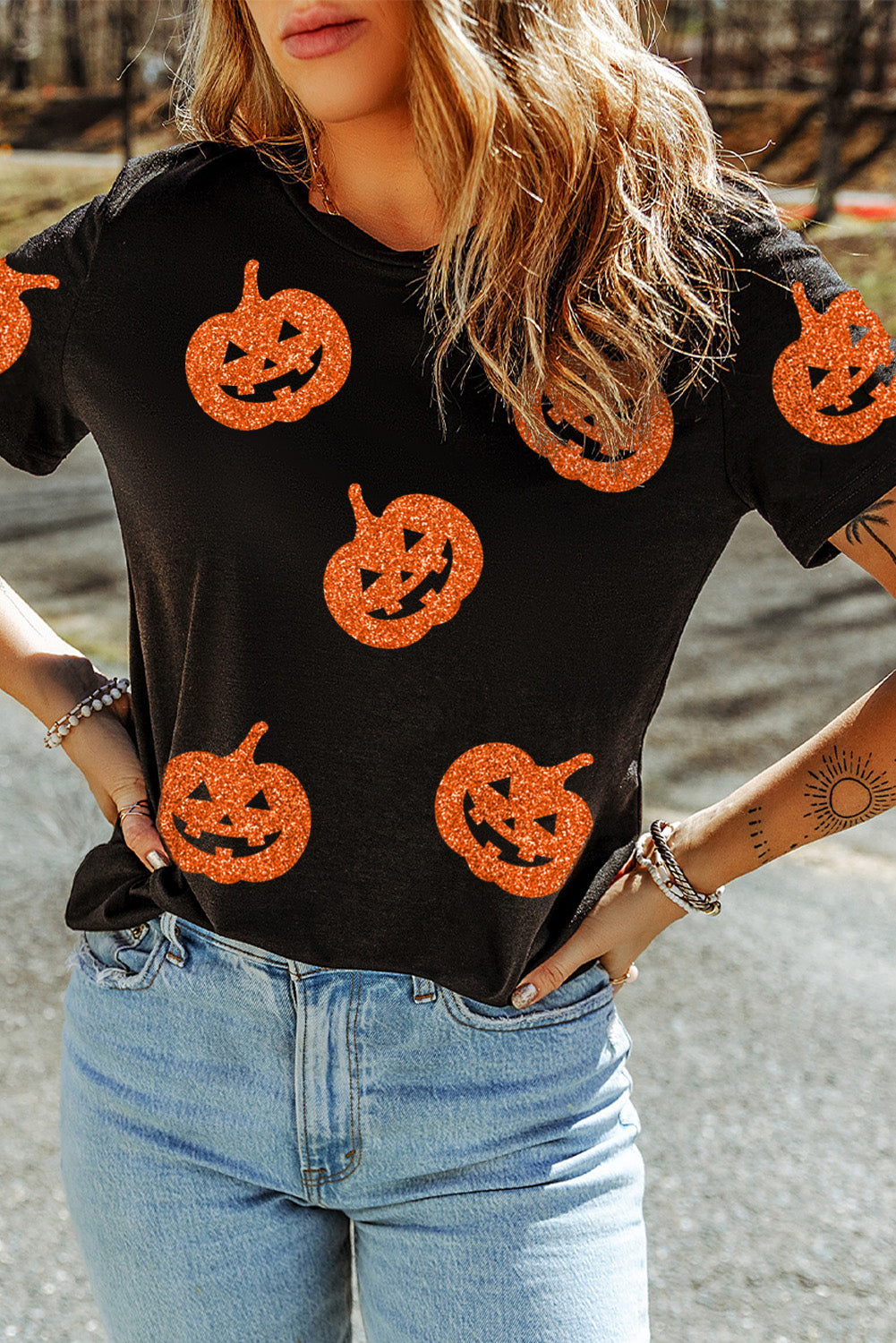 Black Glittering Pumpkin Face Graphic Crewneck Halloween T Shirt