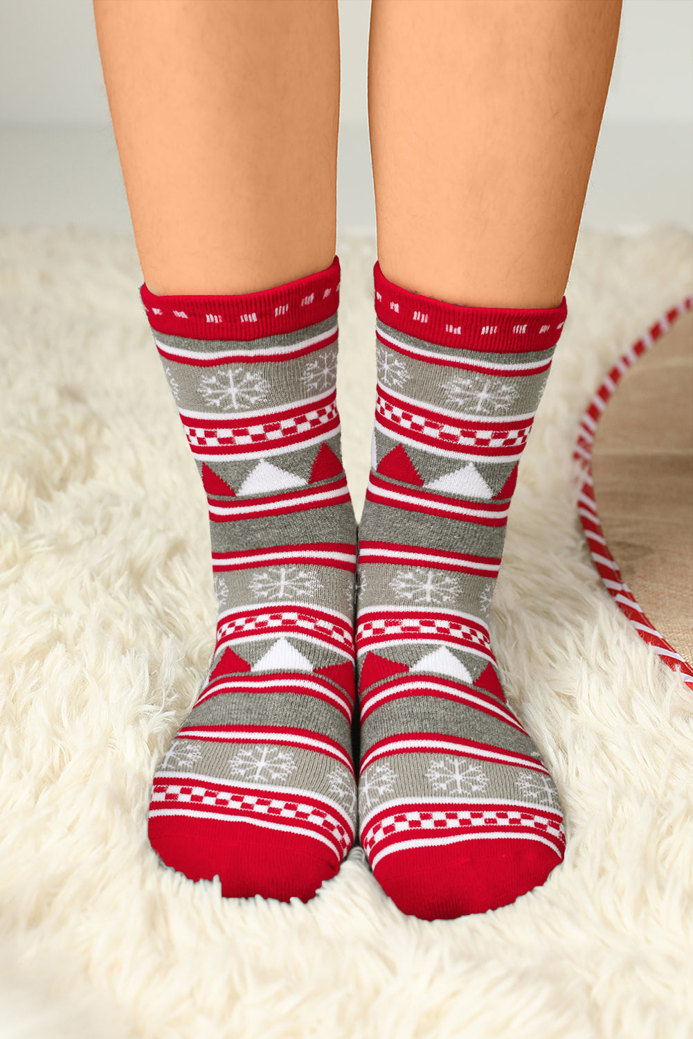 Fiery Red Christmas Geometric Snowflake Print Crew Socks