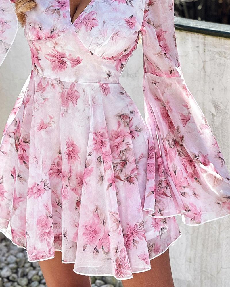 Floral Print Bell Sleeve Plunge Dress