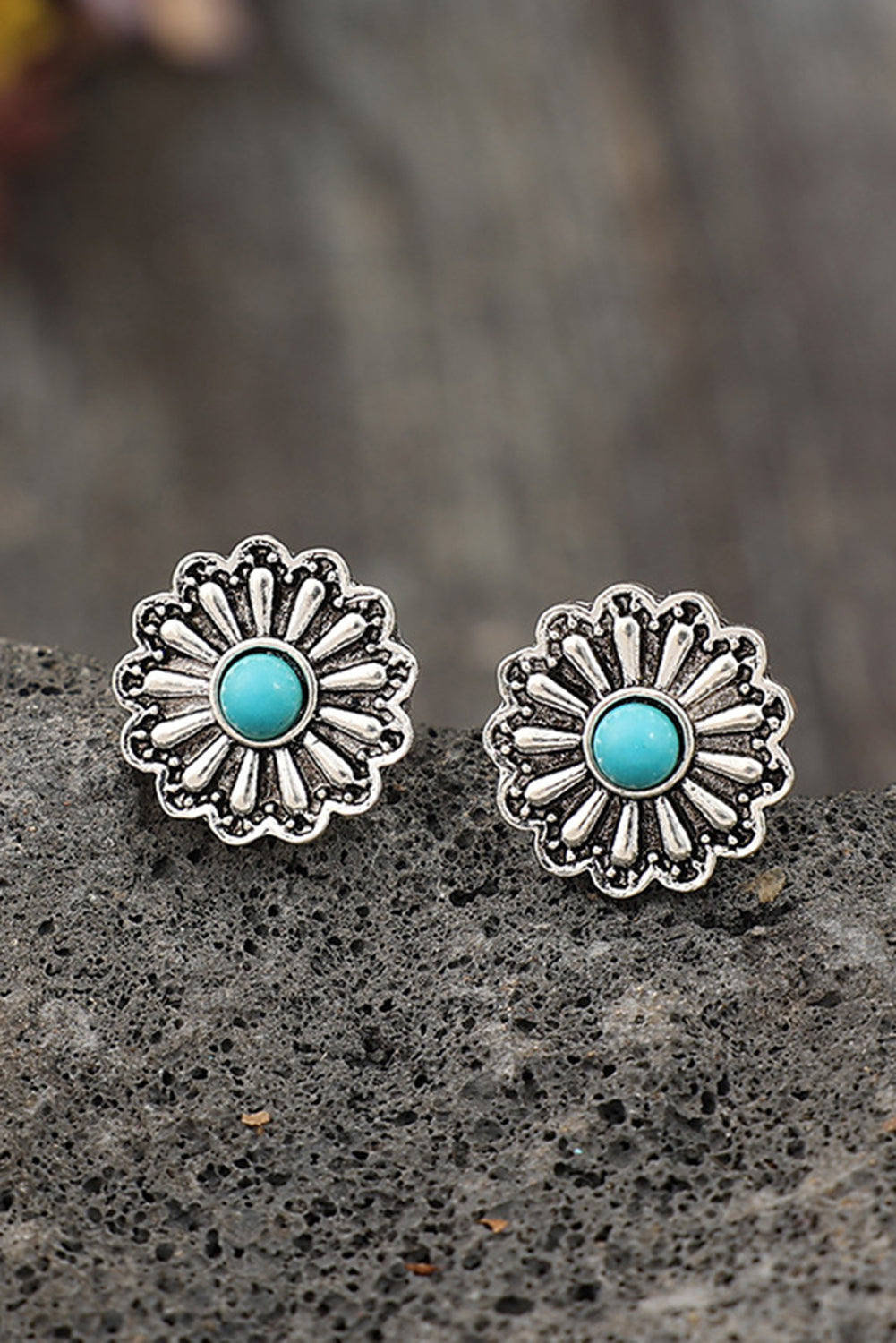 Silvery Western Turquoise Inlay Flower Stud Earrings