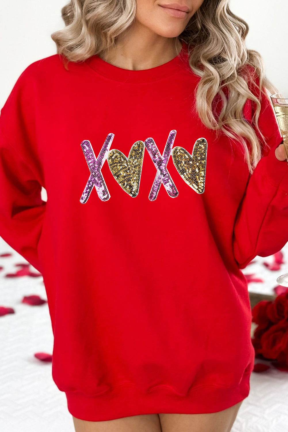 Red Heart XOXO Graphic Crewneck Valentines Pullover Sweatshirt