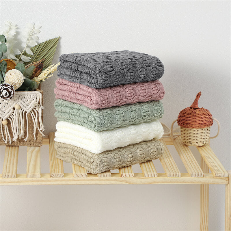     Five-Colors-Organic-Cotton-Knit-Soft-Warm-Cozy-Unisex-Receiving-Swaddler-Cuddle-Stroller-Crib-Quilt-Blanket-A037-Scenes-3