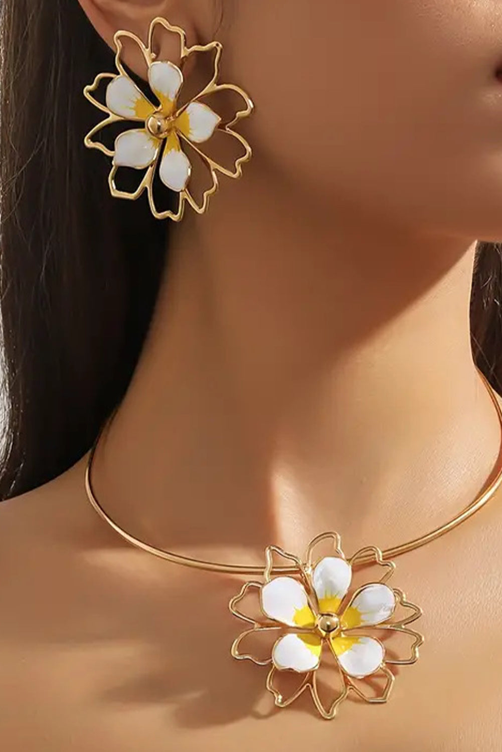 Yellow Hollow Out Flower Shape Plated Earrings and Choker Set