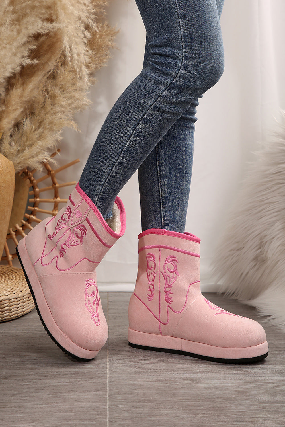 Pink Embroidered Thick Soled Plush Lined Boots