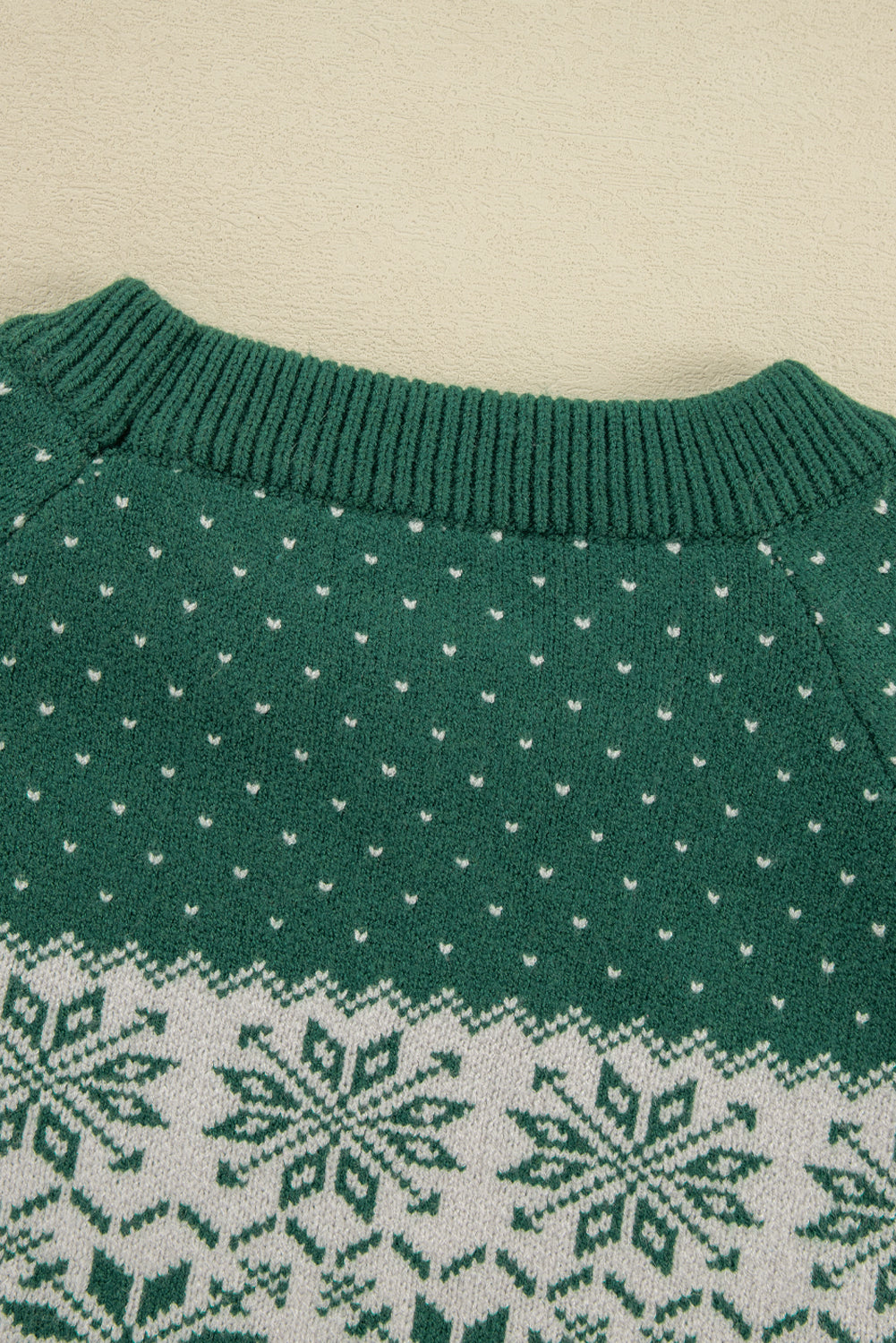 Green Christmas Snowflake Dotted Print Round Neck Sweater