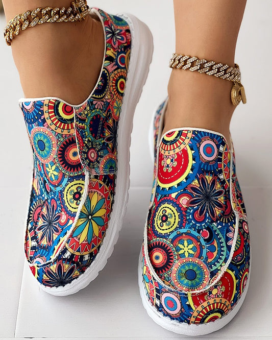 Tribal Floral Print Slip On Casual Loafers