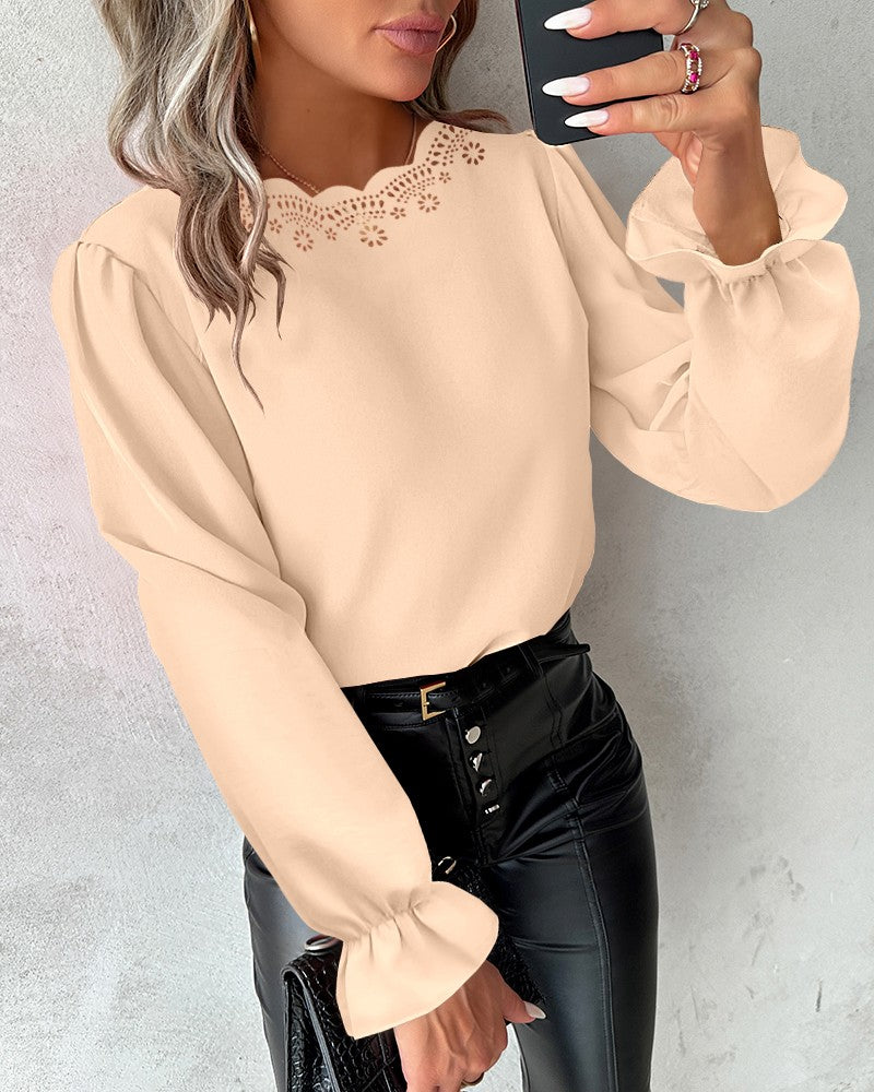 Scallop Trim Neck Hollow Out Top