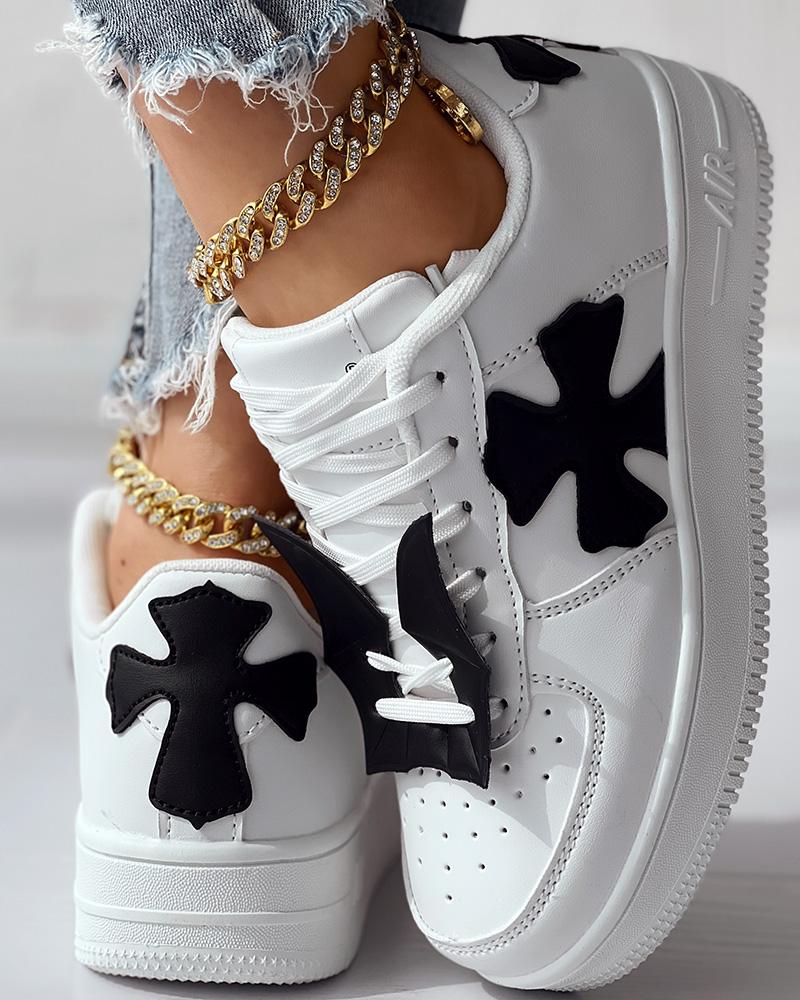 Cross Bat Wing Pattern Hollow Out Platform Sneakers