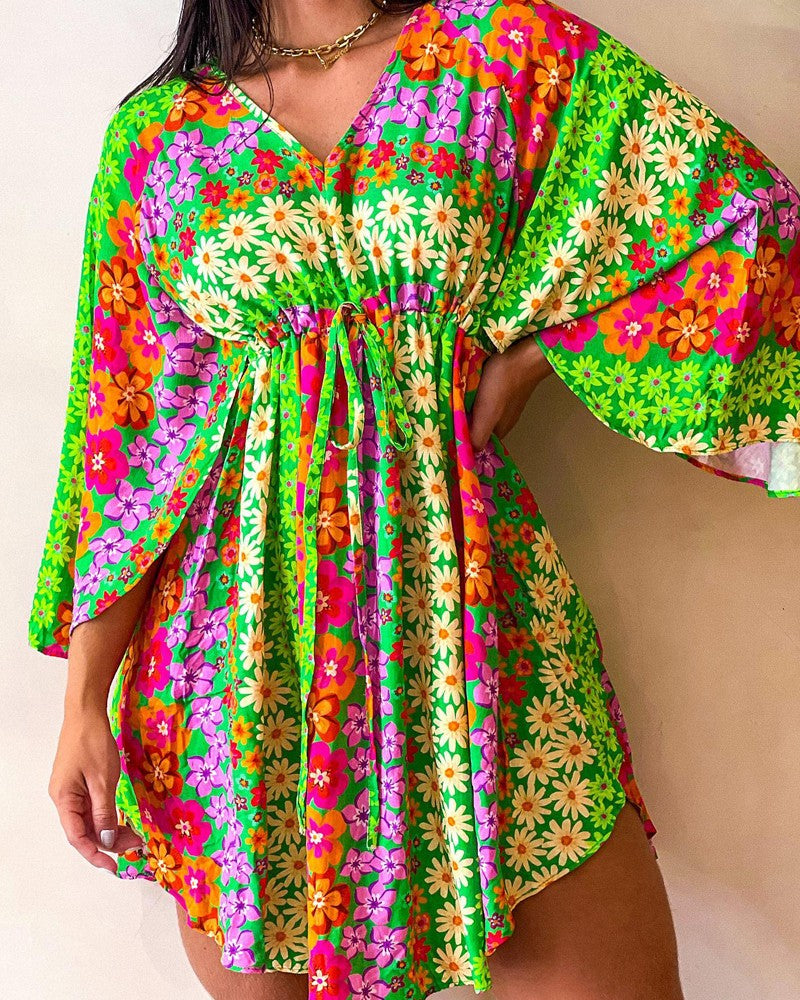 Daisy Print Batwing Sleeve Dress