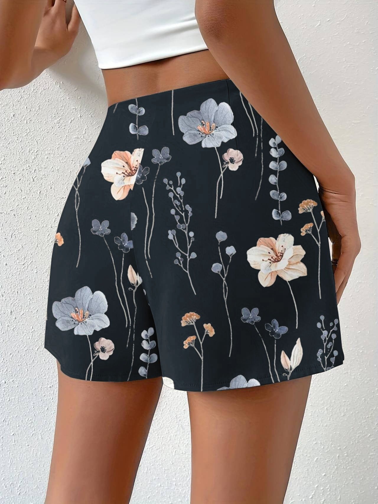 Floral Print Side Button Ruched Shorts