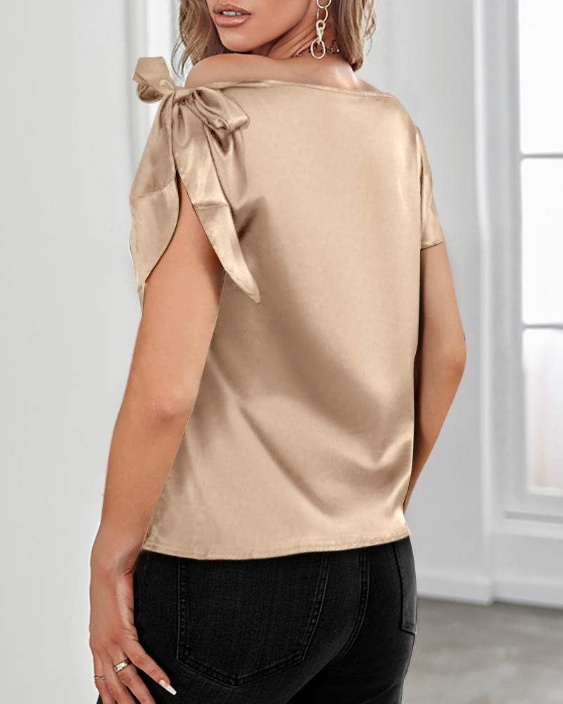 Bowknot Decor Short Sleeve Satin Top