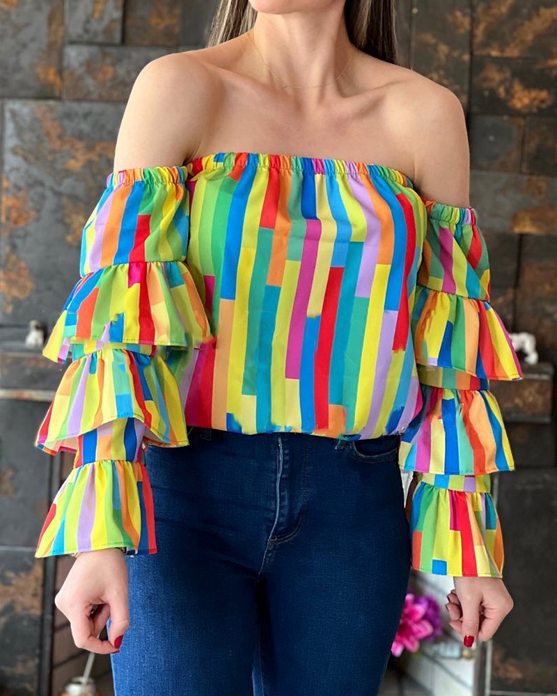 Geometric Print Off Shoulder Layered Sleeve Top