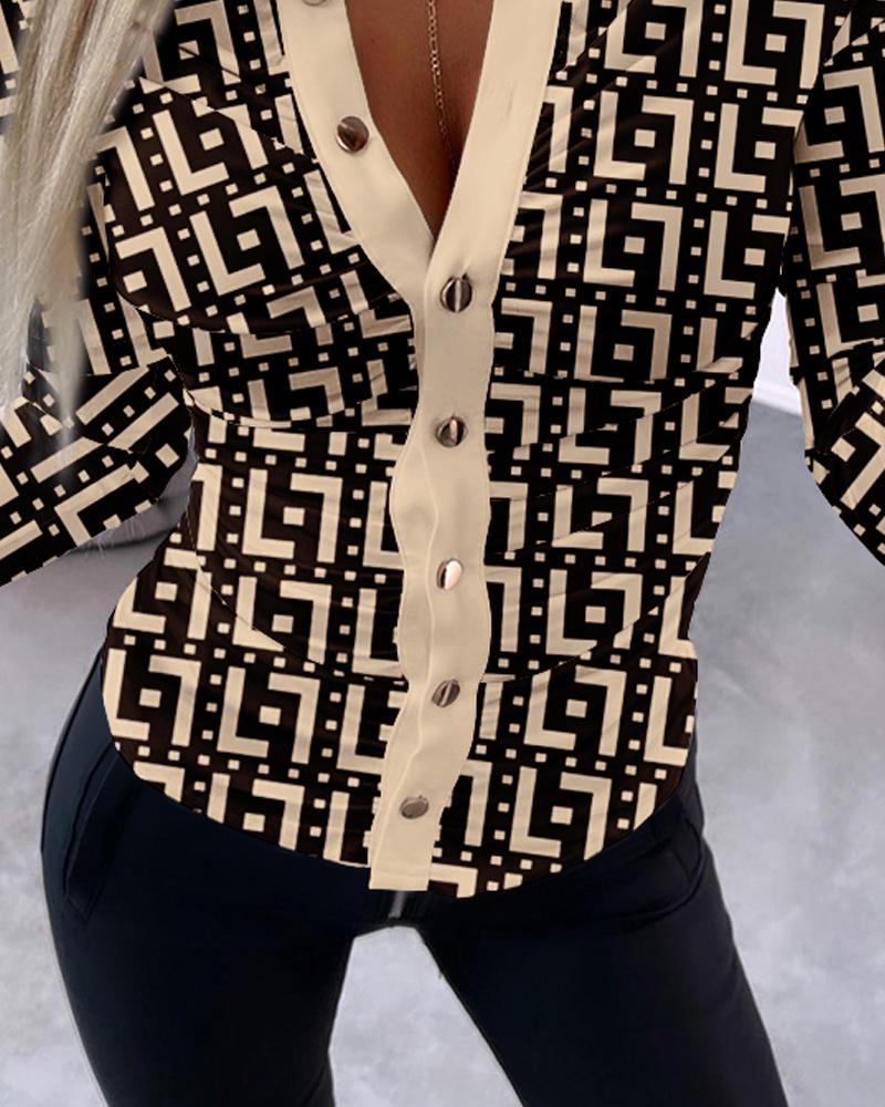 Geometric Print Ruched Buttoned Long Sleeve Top