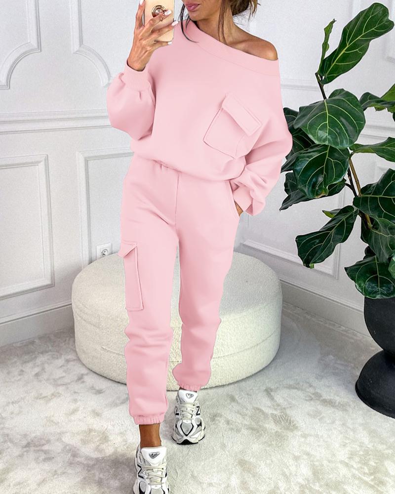 Round Neck Pocket Design Sweatshirt & Cuffed Sweatpants Set