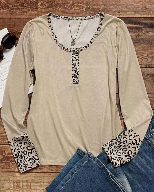 Long Sleeve Buttoned Cheetah Print Top