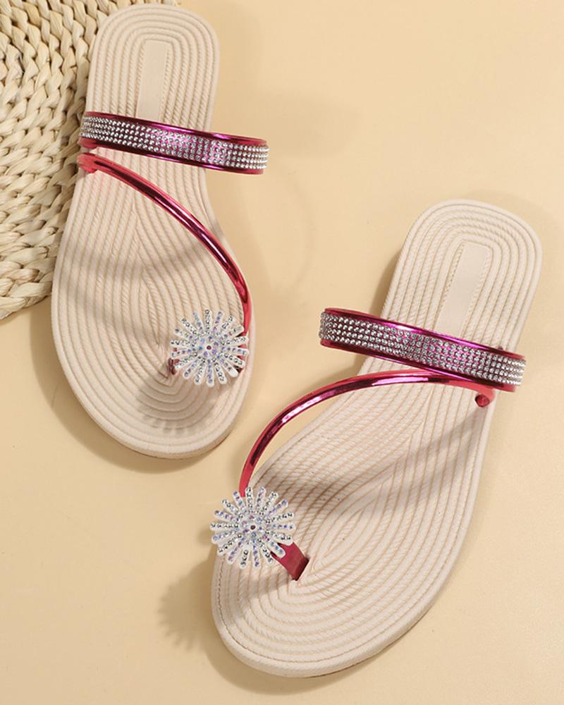 Rhinestone Floral Pattern Toe Ring Beach Flip Flops